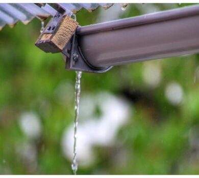 Leaking Gutters Repair in Surrey